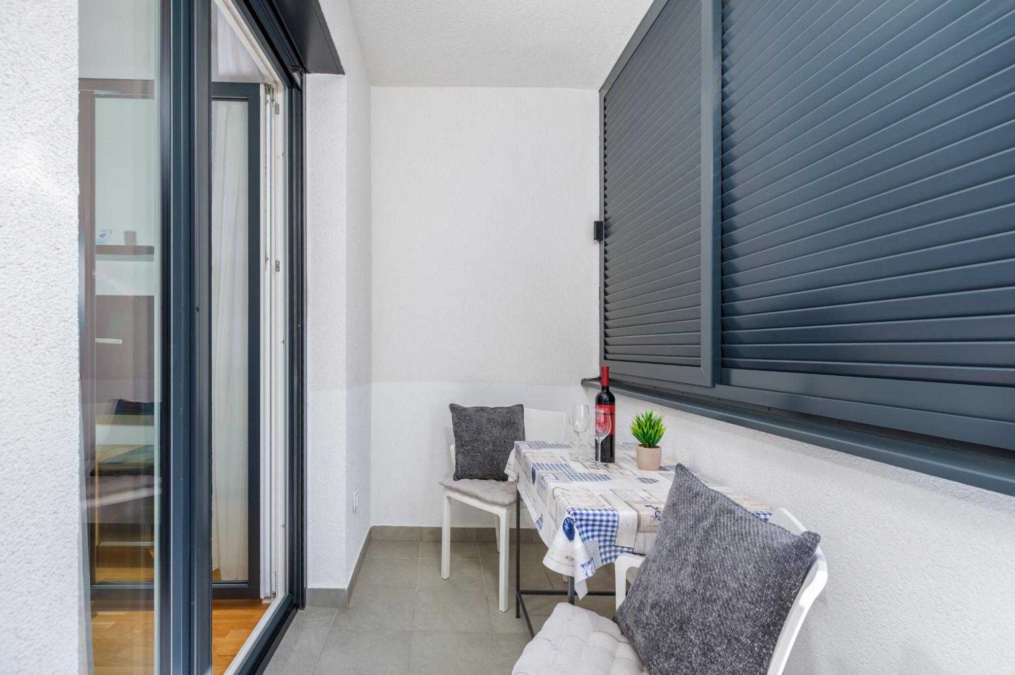 Ana-maria Apartment *
